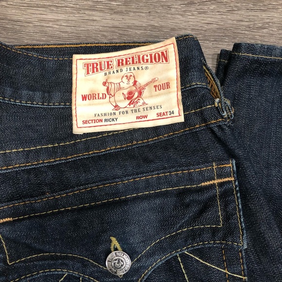 Men’s True Religion Dark Denim Jeans - Picture 3 of 4